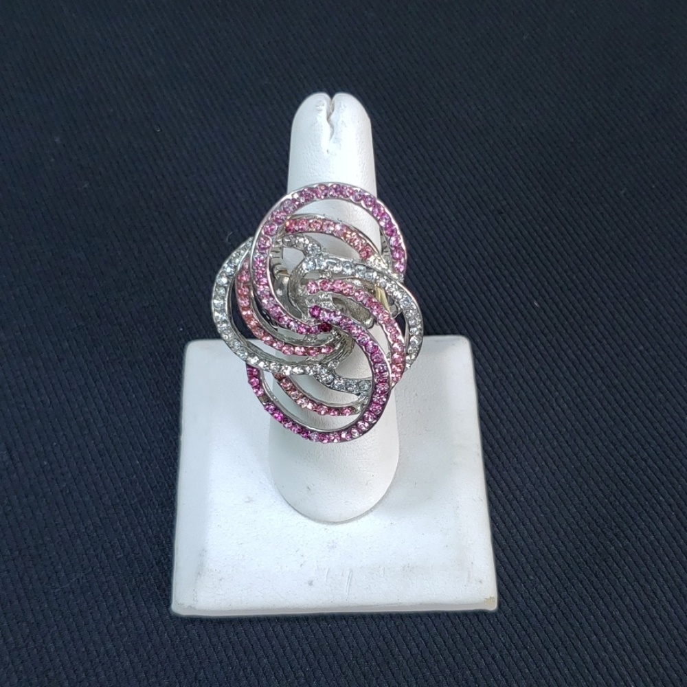 BEAUTIFUL COSTUME RING WITH ELASTIC RING BAND 1.75